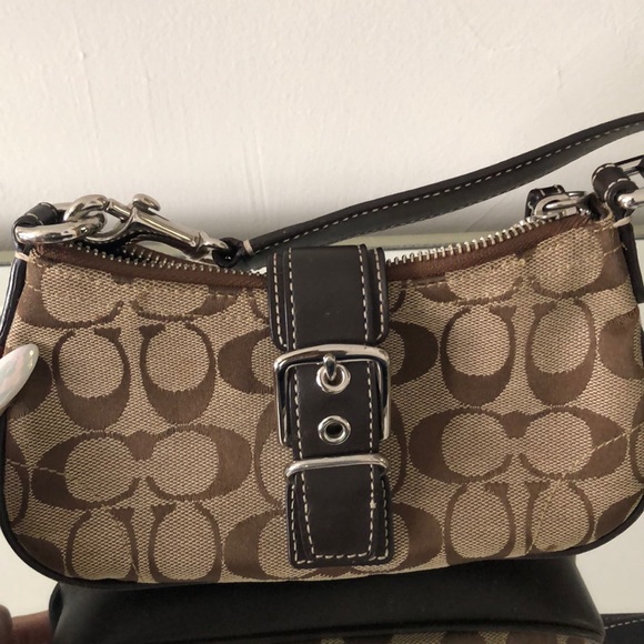 Coach handbag - Picture 1 of 3